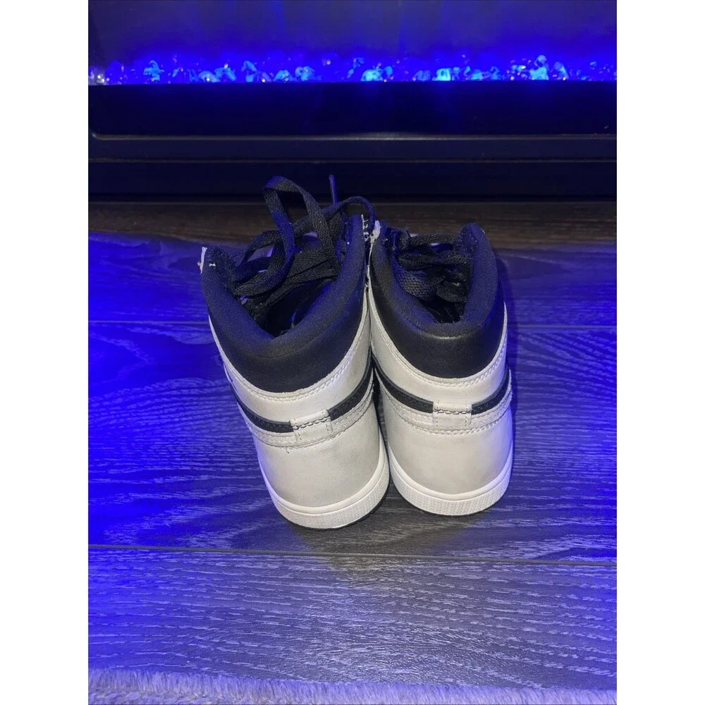Size 4 (GS) - Jordan 1 Retro OG High Shadow 2.0